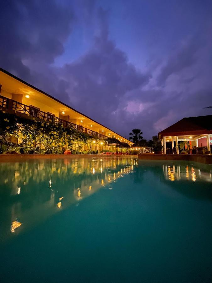 Bamboo Garden Hotel Serrekunda Εξωτερικό φωτογραφία