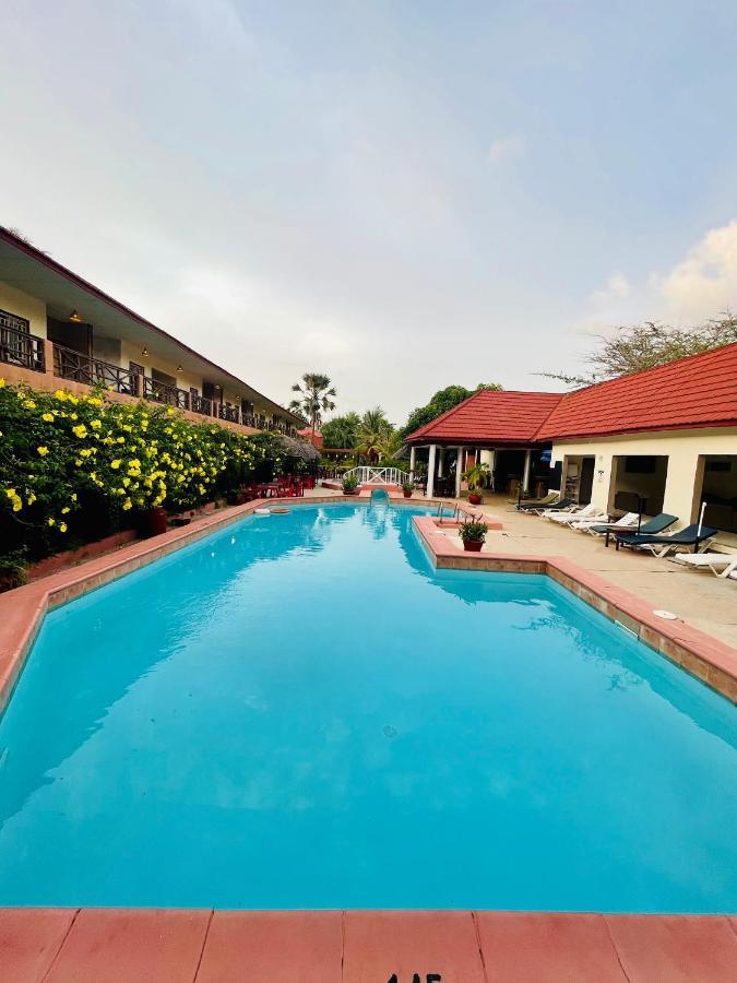 Bamboo Garden Hotel Serrekunda Εξωτερικό φωτογραφία
