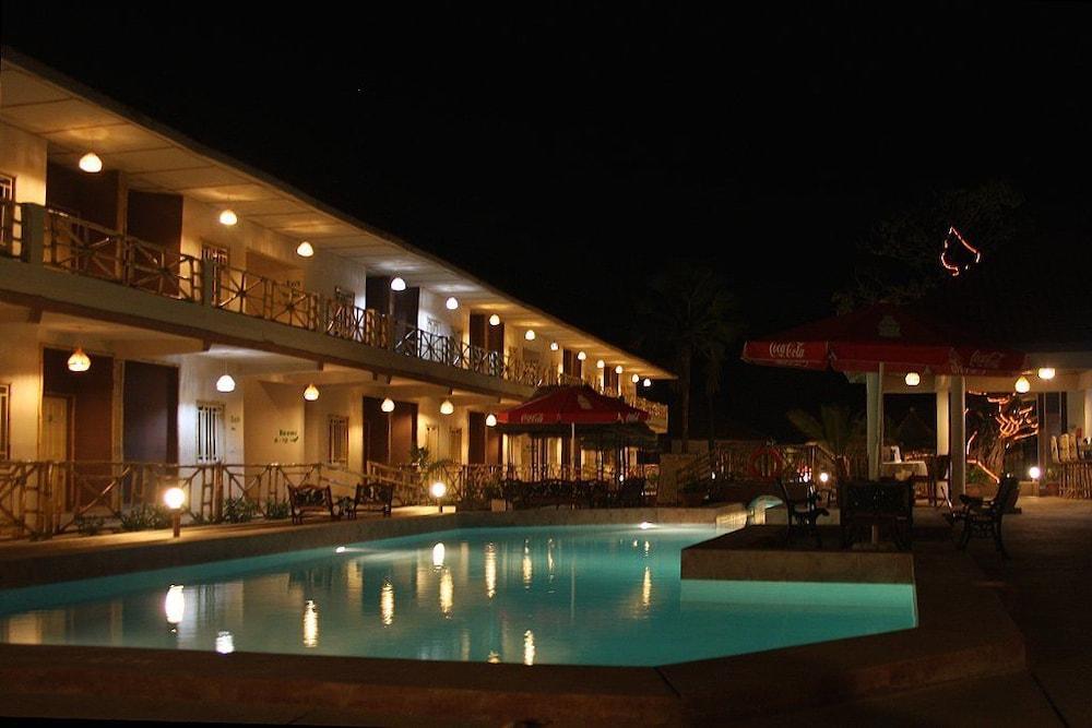 Bamboo Garden Hotel Serrekunda Εξωτερικό φωτογραφία